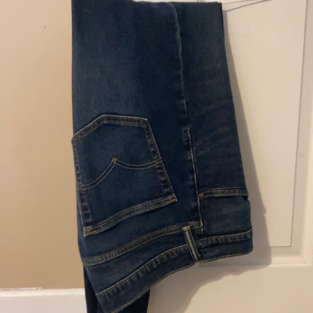 Men’s Levi’s jeans.